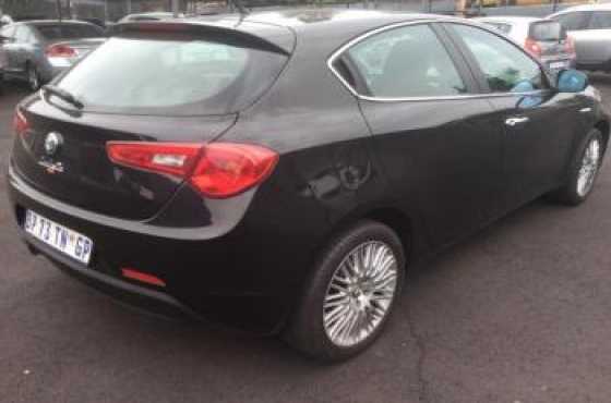 2011  Alfa Giulietta 1.4 TBi Distinctive 95000km FSH R139,950,