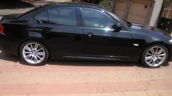 2011 Black BMW 320I M sport