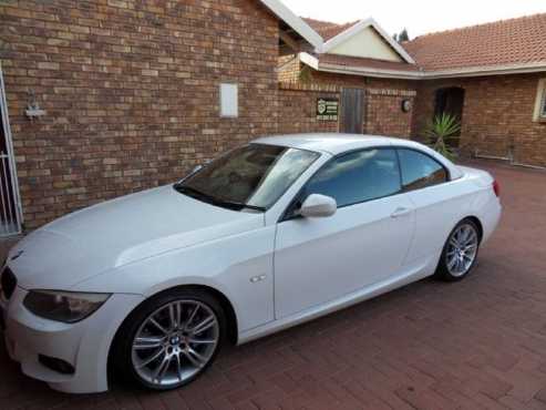 2011 BMW 3-Series Convertible, M sport