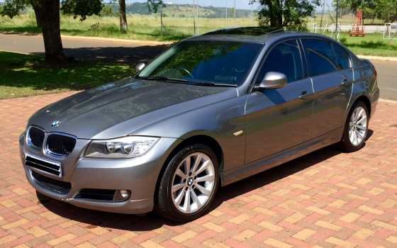 2011 BMW 320i Auto