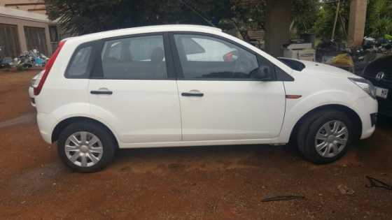 2011 Ford Figo 1.4dci Central locking, transponder key, air conditioning, power steering, airbags, 5