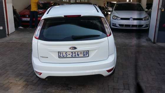 2011 Ford  focus 1.8si available for sale
