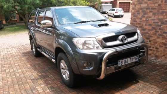 2011 Hilux 3.0 d4d Legend 40 4x2 auto