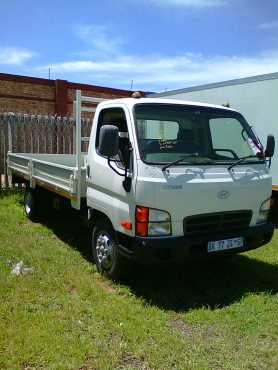 2011 HYUNDAI DROPSIDES TIPPER