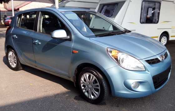 2011 Hyundai i20 1.6, light blue, manual, 121 800km, good all round condition, R114 950, Pretoria.