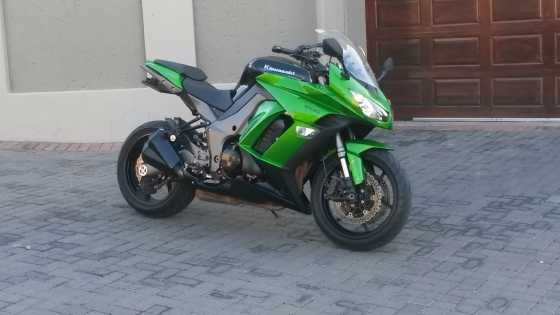 2011 Kawasaki ZX1000SX ABS