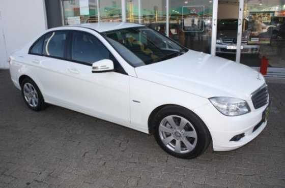 2011 MERCEDES BENZ C CLASS C180 CGI BE CLASSIC AUTO (REF 10916)