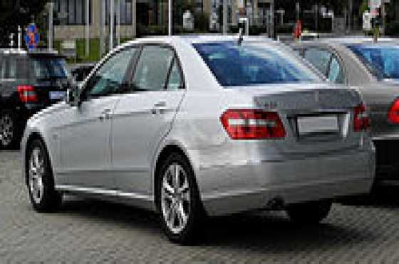 2011 Mercedes E-CLASS SEDAN E 200 CGI