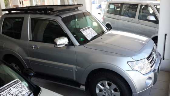 2011 Mitsubishi Pajero 3.2 Di-D, GLS, Exceed, AT