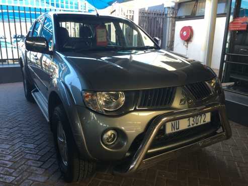 2011 MITSUBISHI TRITON 3.2 DID 4x4 DC WITH 156 000KM