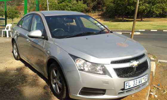 2011 model Chevrolet Cruze 1.6 LS  for sale excellent condition