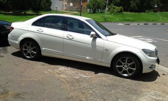 2011 model Mercedes-Benz C-180 CGi  Kompressor AUTOMATIC  for sale