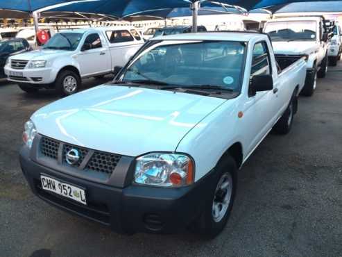 2011 Nissan Hardbody NP300 2.0 LWB bakkie