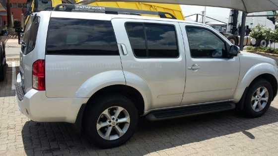 2011 Nissan Pathfinder 4.0 V6 Petrol Automatic Silver