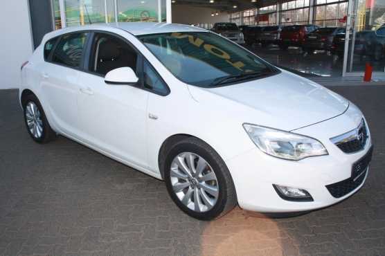 2011 OPEL ASTRA 1.6 ESSENTIA 5DR (REF 11037)