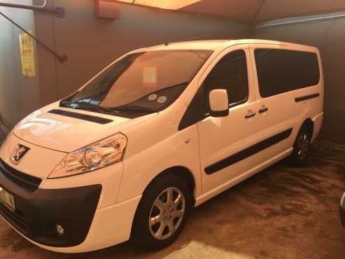 2011 Peugeot Teepee Kombi 8 Seater,