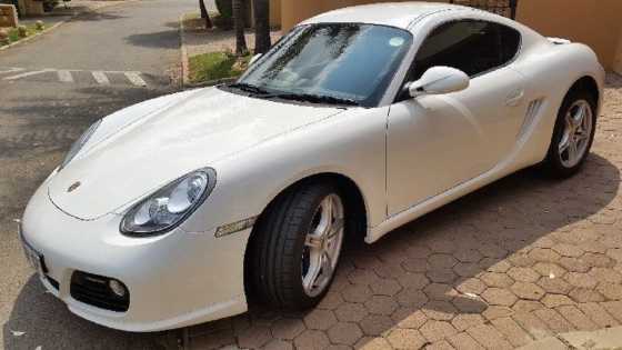 2011 Porsche Cayman S Coupe