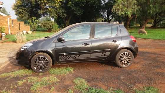 2011 Renault Clio 111 Sport