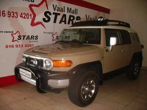 2011 Toyota  FJ Land cruiser V6 4.0