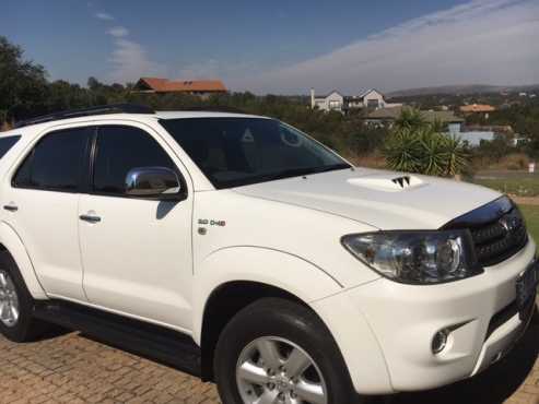 2011 Toyota Fortuner 3.0D4D 4x4 Auto FHS