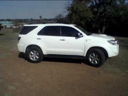 2011 Toyota Fortuner SUV For Sale