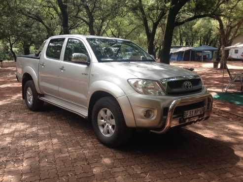 2011 Toyota Hilux 2.7 VVTI DC.