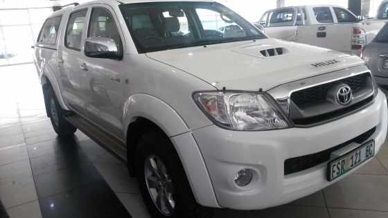 2011 TOYOTA HILUX 3.0 D-4D RAIDER 4X2 DC