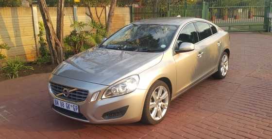 2011 Volvo S60 Excel D5 R160 000 Neg