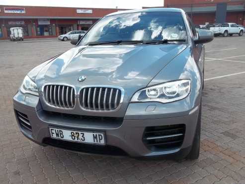 2012 BMWX6 50D Sport at