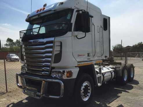 2012 FREIGHTLINER ARGOSY 90 ISX500 Diesel for sale