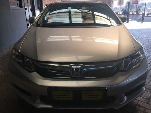 2012 HONDA CIVIC 1.8 COMFORT MANUAL WITH 137 000KM