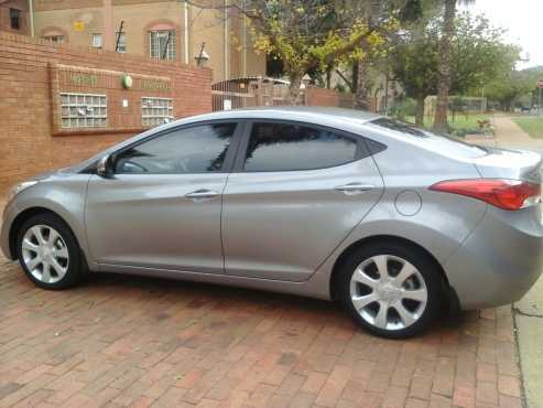 2012 hyundai Elantra 1.8 Gls Executive