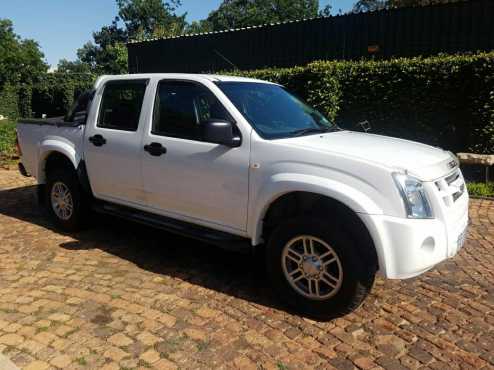 2012 isuzu k250 D-Teq double cab