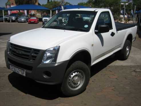 2012 Isuzu KB200 LWB Standard in spectacular condition and low kilos