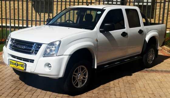 2012 Isuzu KB240 LE DC For Sale