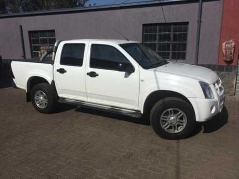 2012 Isuzu KB250 LE Double Cab For Sale