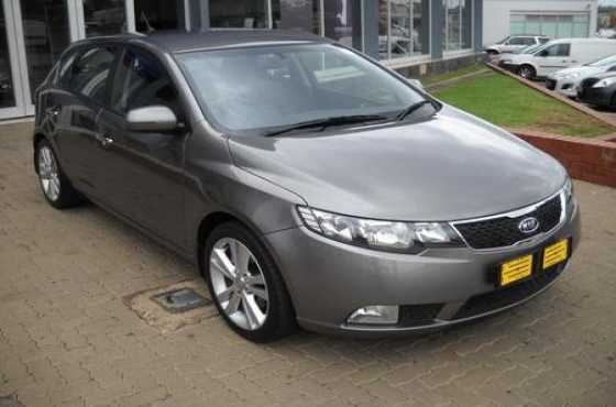 2012 KIA Cerato hatch 2.0 sx auto    R149,950