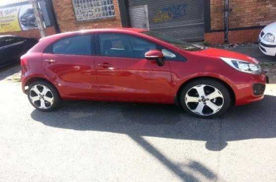 2012 kia rio 1.4 5drs maroon