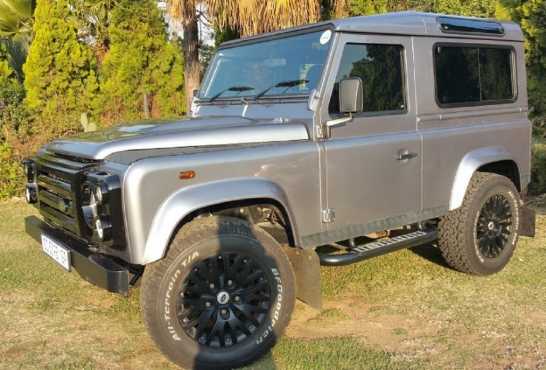 2012 Land Rover Defender PUMA