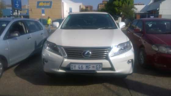 2012 Lexus RX300 with 40000km for R 290000.00 only