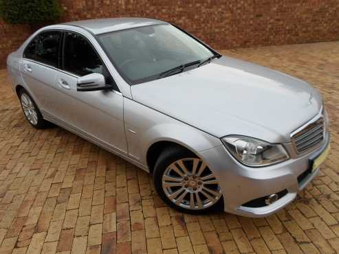2012 Mersedes Benz C200 CTI .