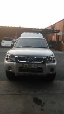 2012 Nissan hardbody 2.4