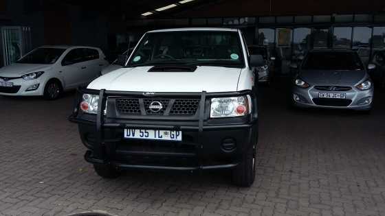 2012 Nissan NP 300 2.5 TDI LWB 4x4 Hardbody .