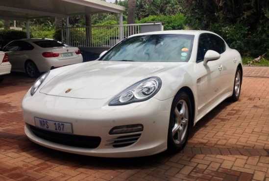 2012 Porsche Panamera 4 PDK