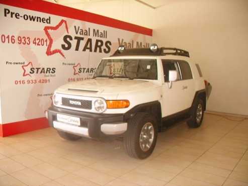 2012 Toyota FJ Cruiser Auto (SUV)