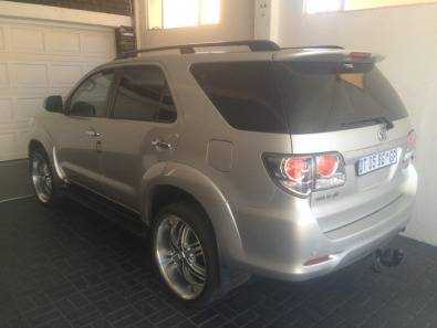 2012 TOYOTA FORTUNER 3.0 D4D AT 4X4