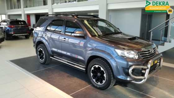 2012 Toyota Fortuner 3.0D-4D 4x4 AT 148000km