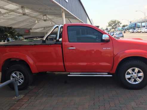 2012 TOYOTA HILUX 3.0 D4D Lwb