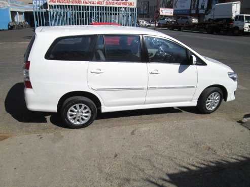 2012 toyota innova 2.7 in a good condition