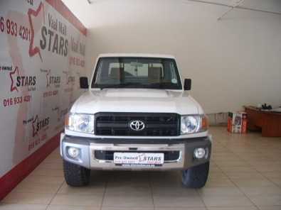 2012 Toyota land cruiser 79m 4.0 pick up